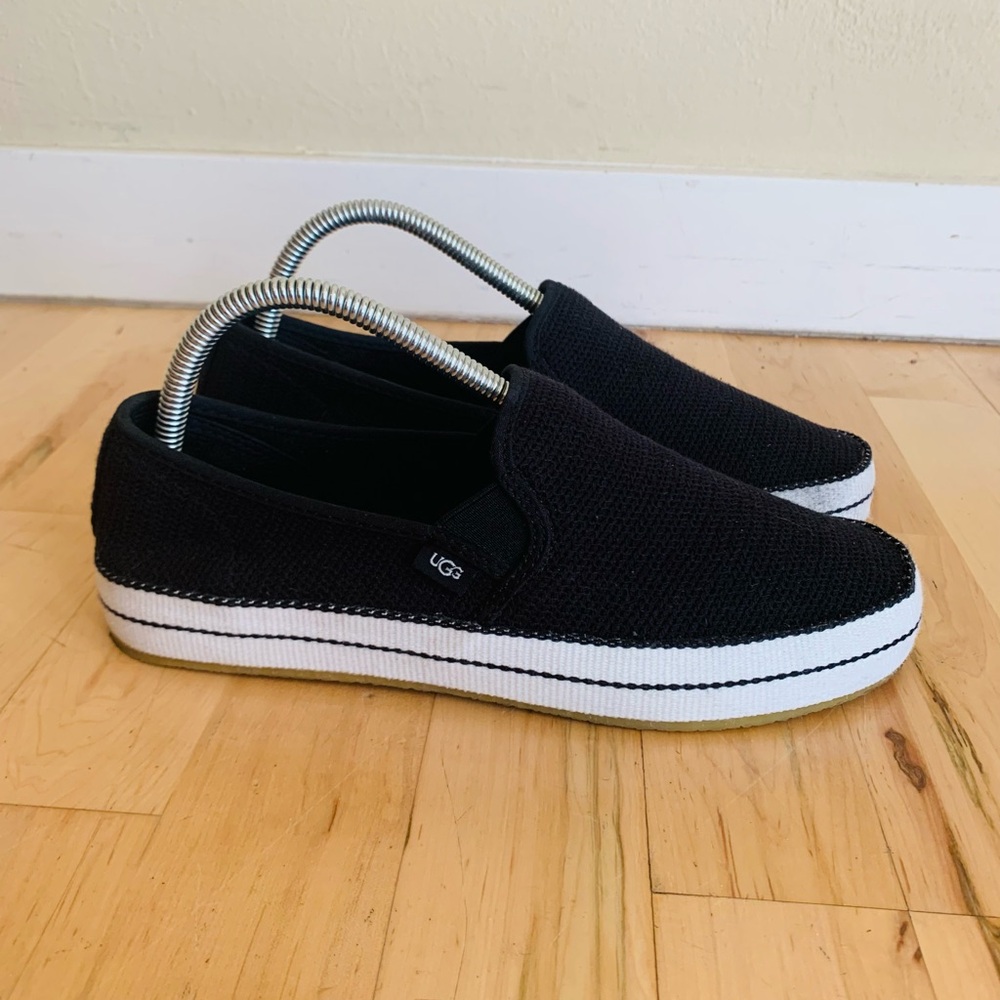 UGG Bren Knit Slip On Black Casual Comfortable Women’s Shoes Size 8